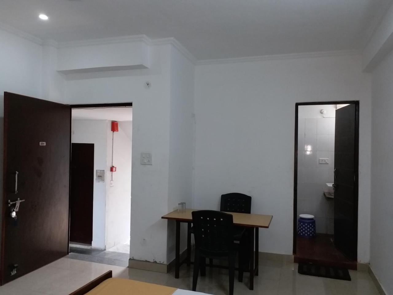 Krishna Hansraj Hotel Una  Zewnętrze zdjęcie