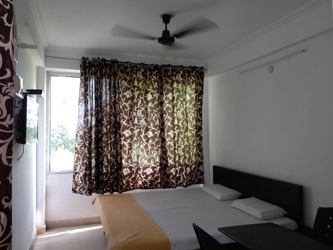 Krishna Hansraj Hotel Una  Zewnętrze zdjęcie